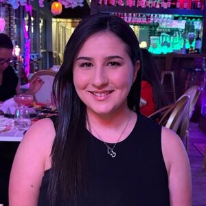 Meet your Posher, Maria